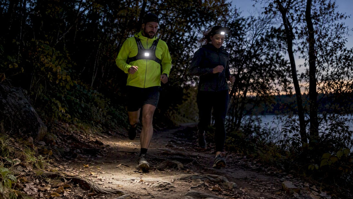 Chest Running Light vs Headlamp: How Bounce Changes Your View - STRYQ
