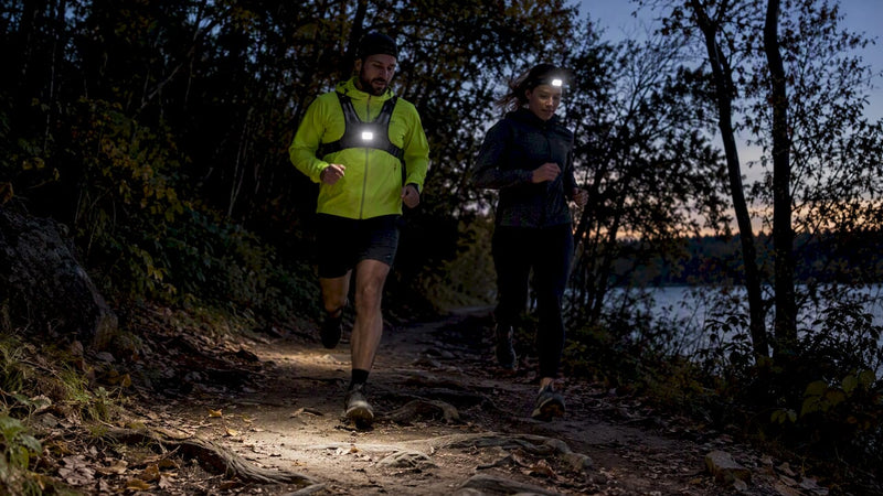 Chest Running Light vs Headlamp: How Bounce Changes Your View - STRYQ