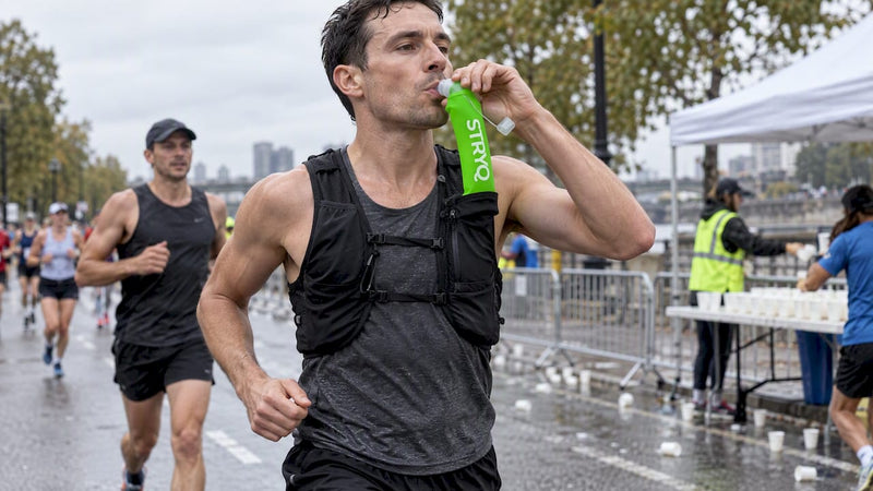 Marathon Hydration Options: Bottles, Belts, Vests and Aid Stations - STRYQ