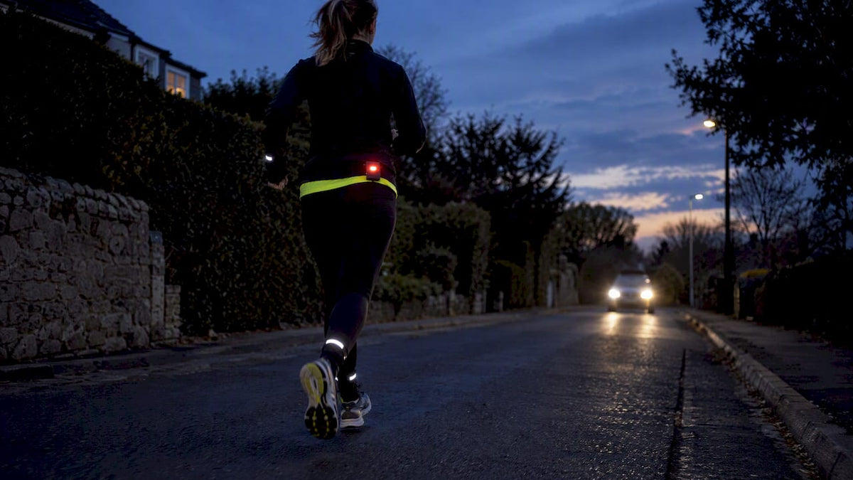 Runners: Biomotion Reflectors Double Recognition; Add a Rear LED - STRYQ