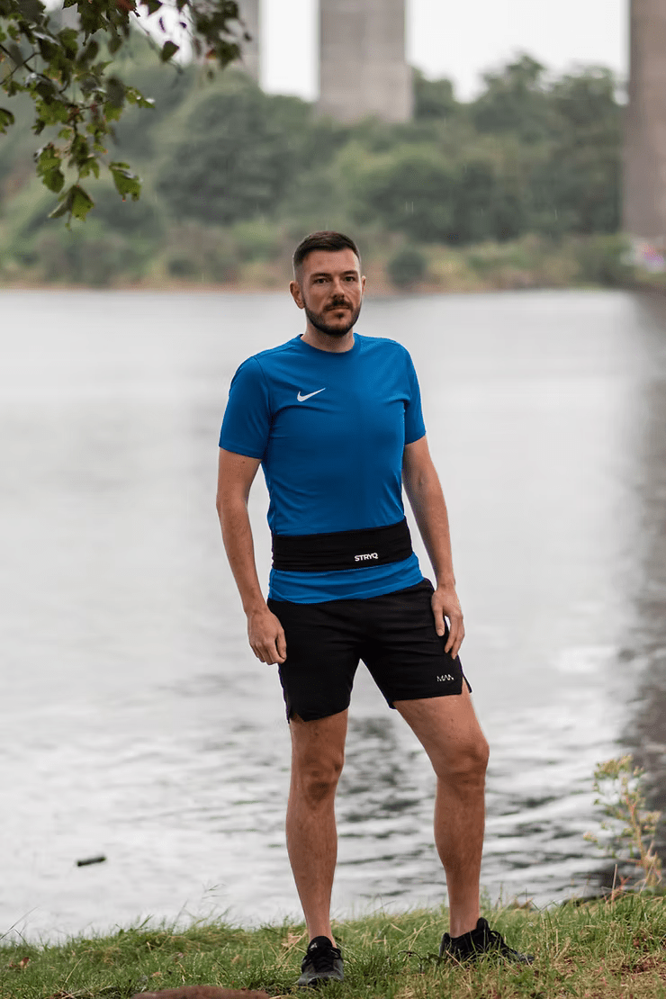 Which Running Belts Offer the Most Secure Fit for Marathons? - STRYQ