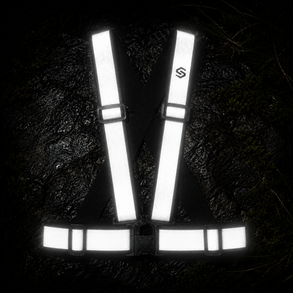Hi-vis running vest with 360-degree reflective harness
