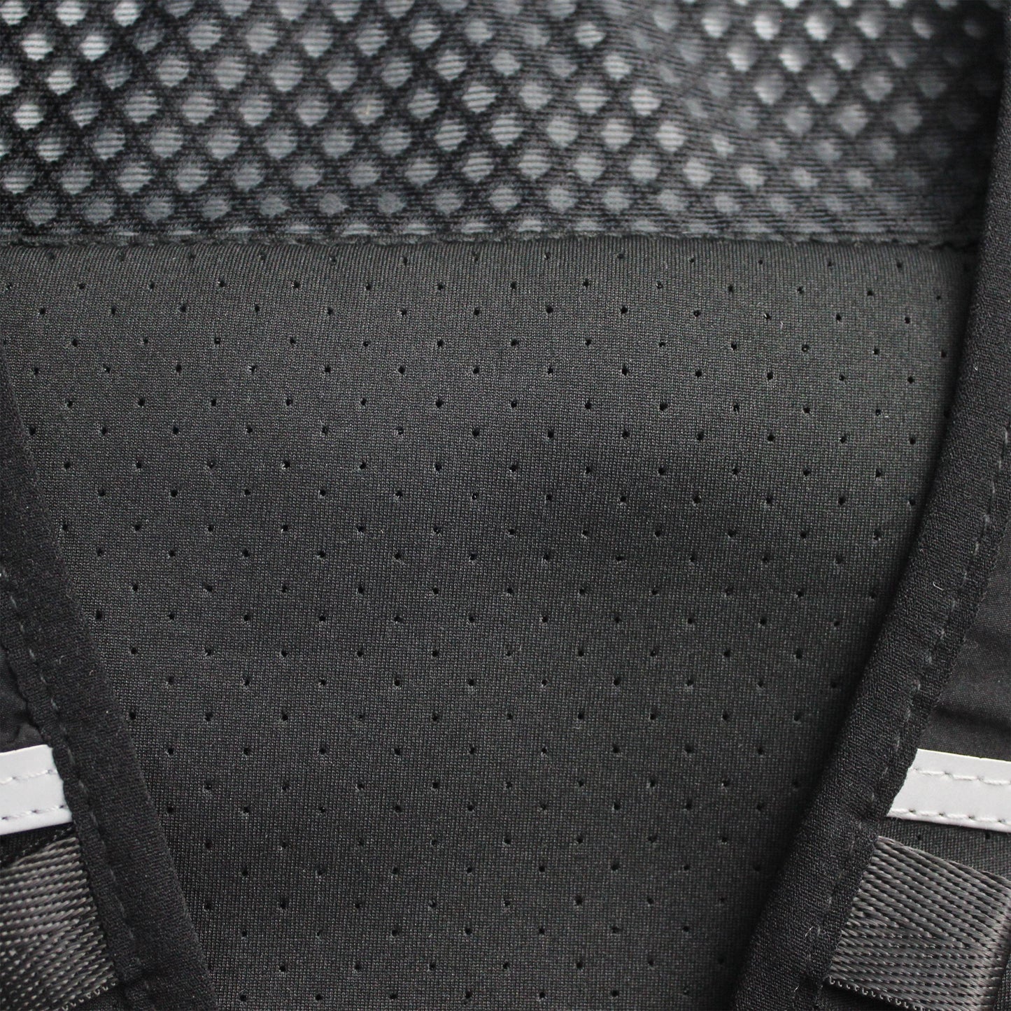 STRYQ HYDRATION RUNNING VEST